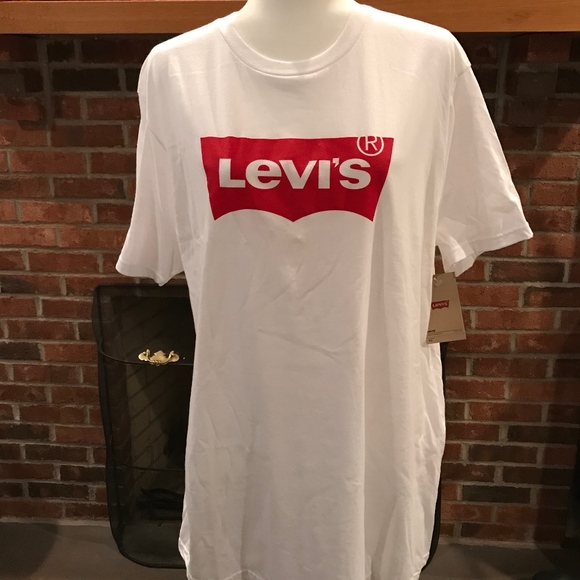Levi's Other - Levi’s Large White T-Shirt